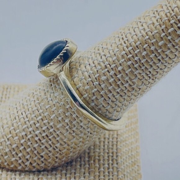 Gold Tone Ring with Black Teardrop Bead Boho Fashion Jewelry - Picture 5 of 7